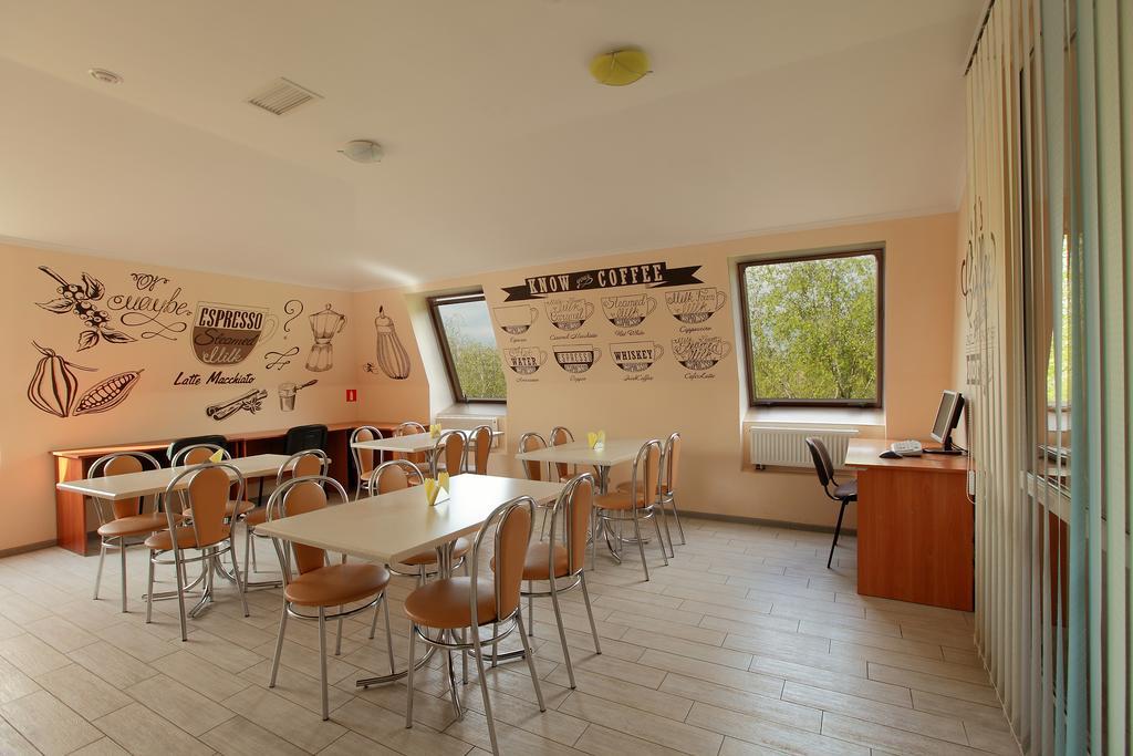 Budget Hotel Ekotel Lviv Exteriör bild