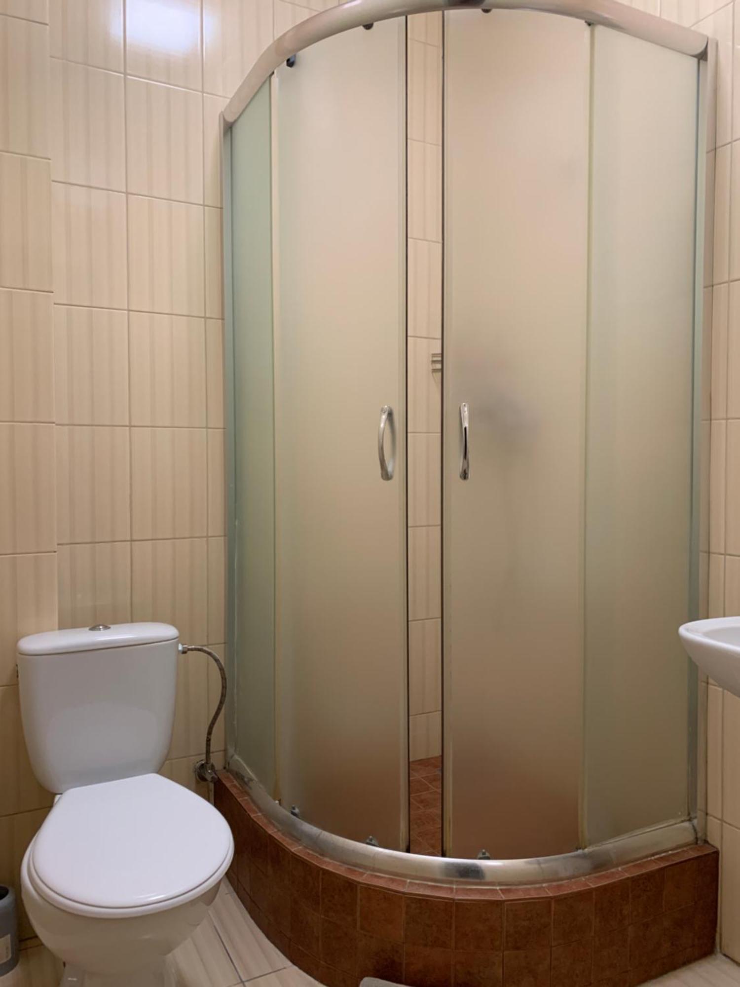 Budget Hotel Ekotel Lviv Exteriör bild