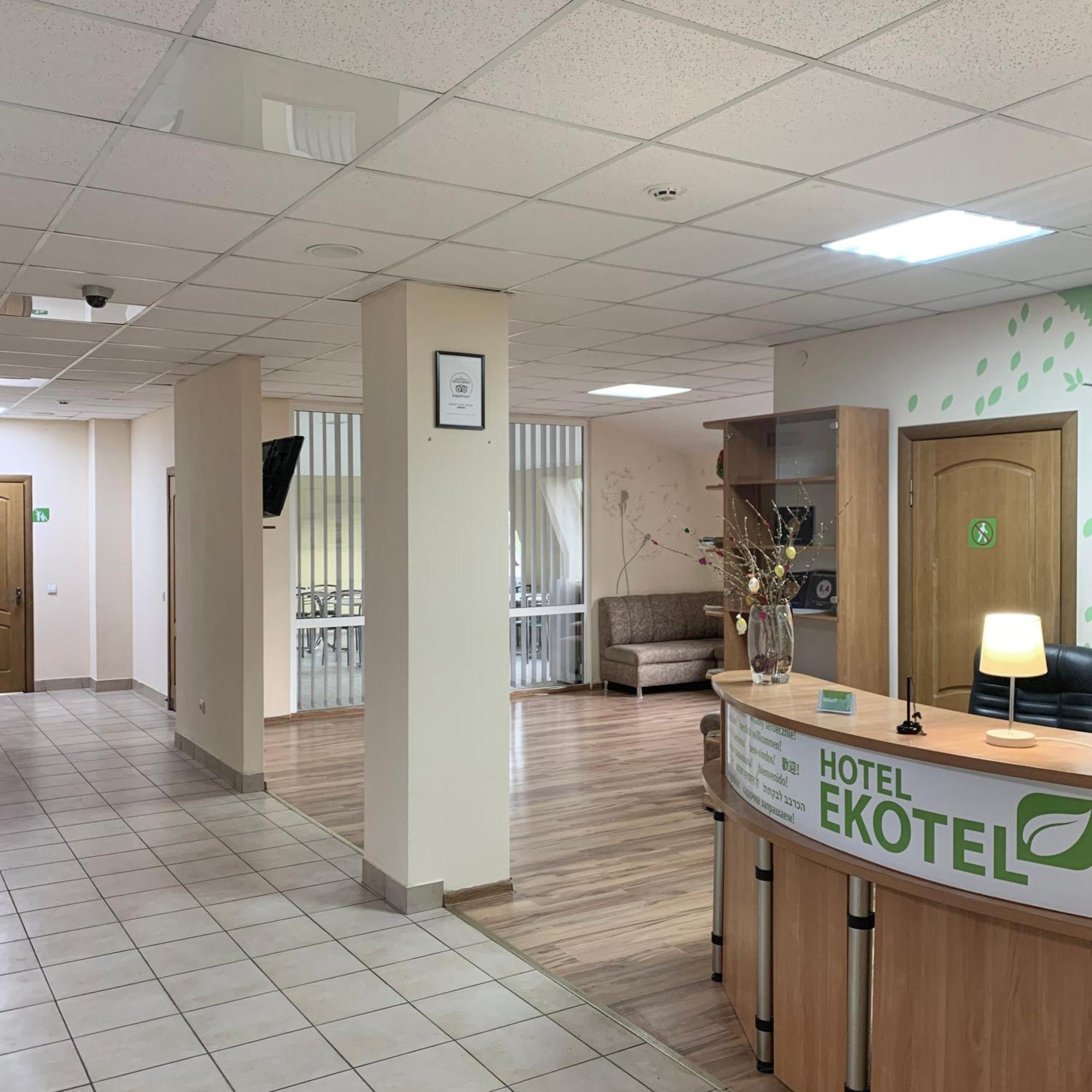 Budget Hotel Ekotel Lviv Exteriör bild