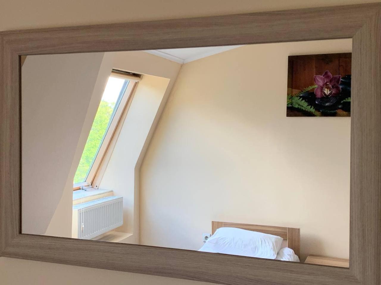 Budget Hotel Ekotel Lviv Exteriör bild