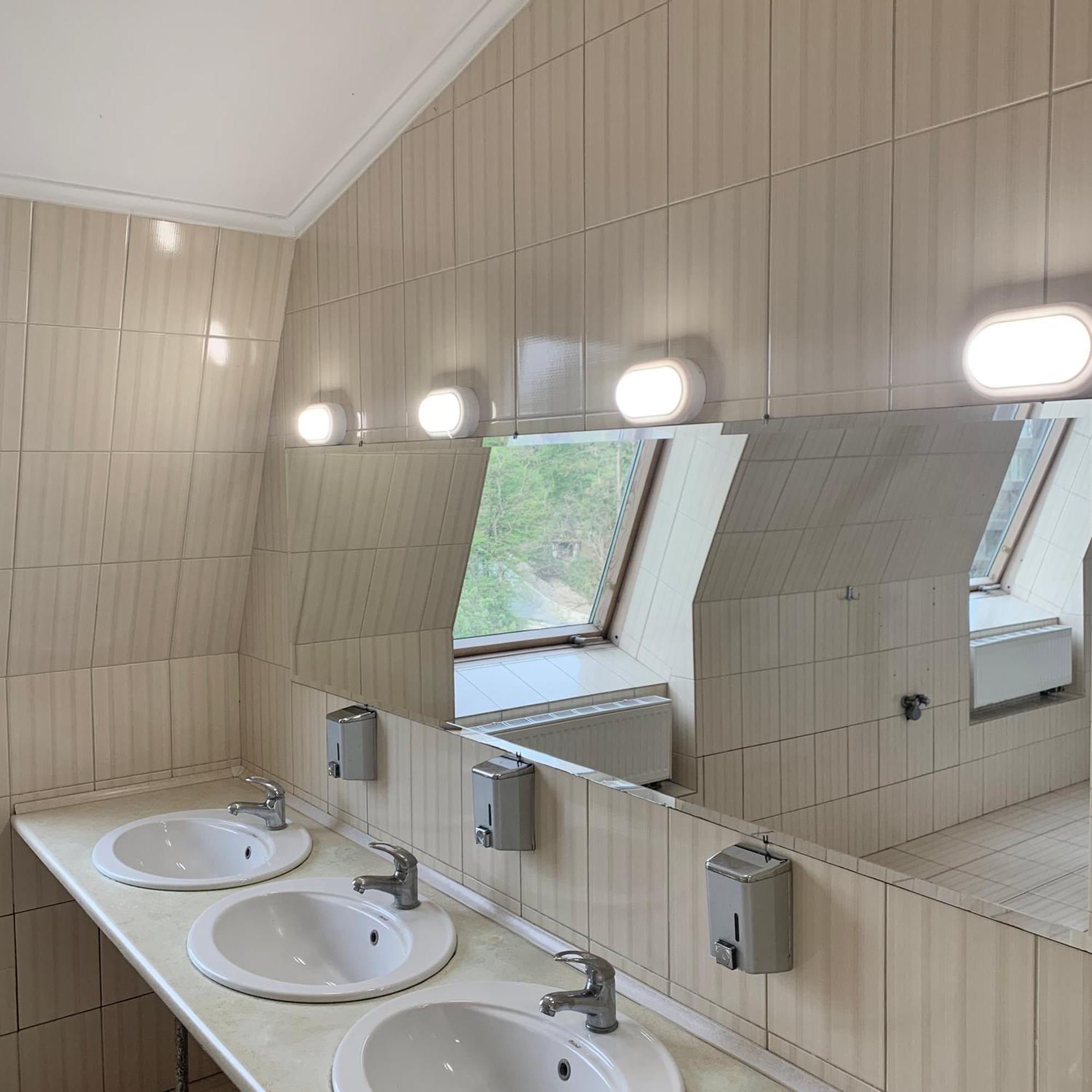 Budget Hotel Ekotel Lviv Exteriör bild