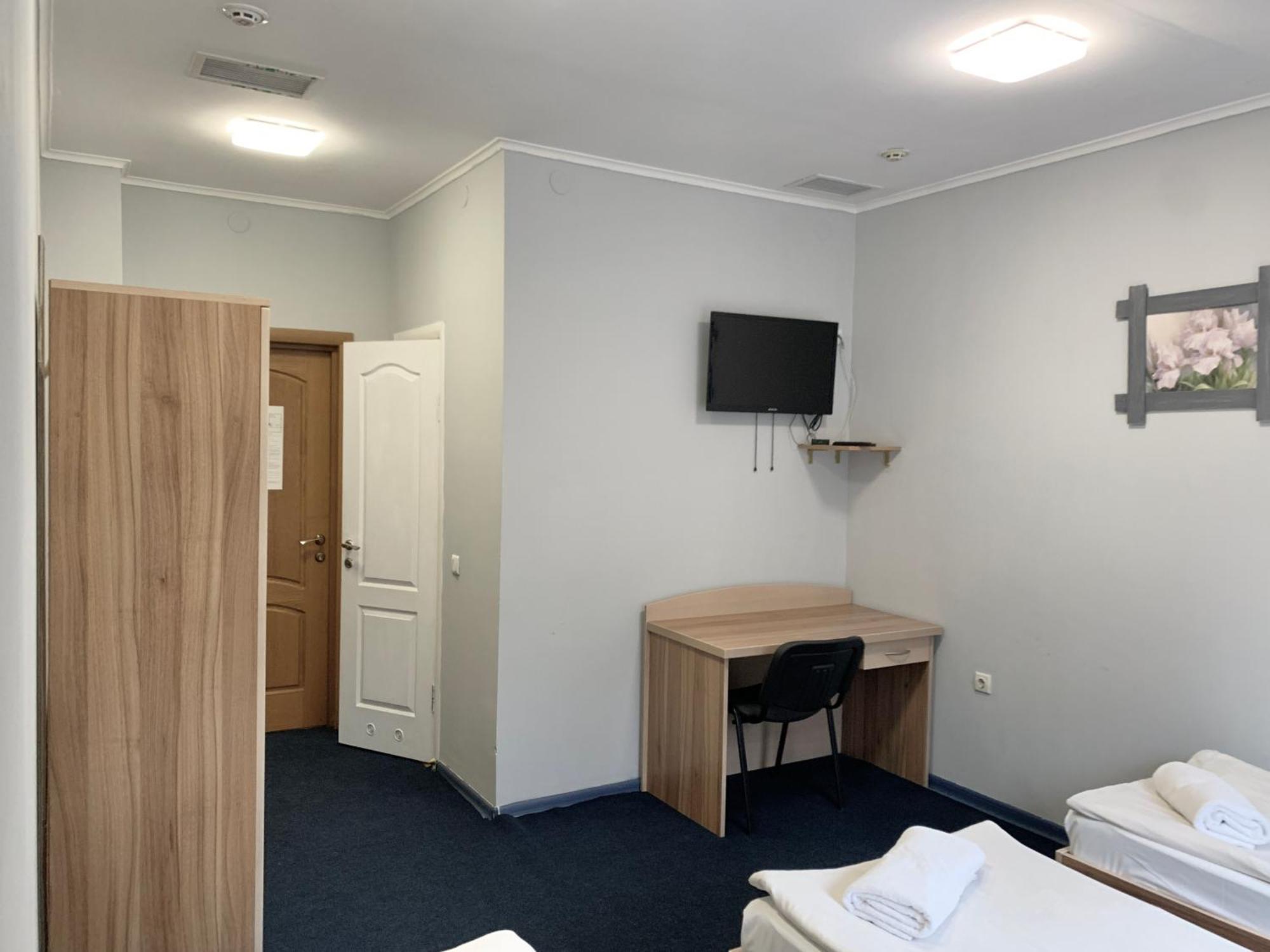 Budget Hotel Ekotel Lviv Exteriör bild